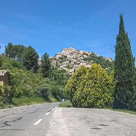 Apartment Awesome In Caumont-sur-Durance